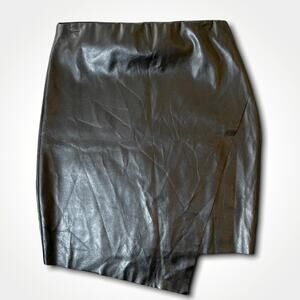 BOOHOO SEXY FAUX LEATHER ASYMMETRICAL MOTO PARTY SKIRT BLACK SIZE 4